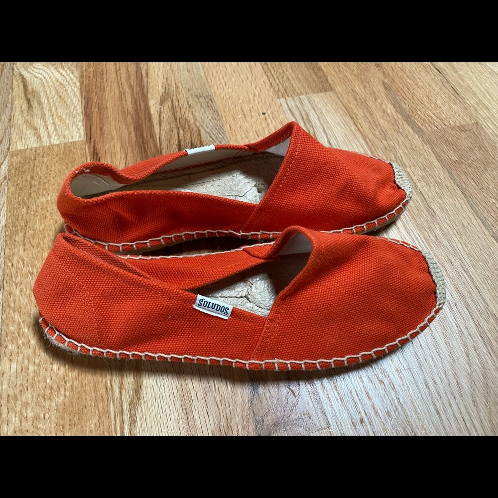 Soludos espadrilles size W6